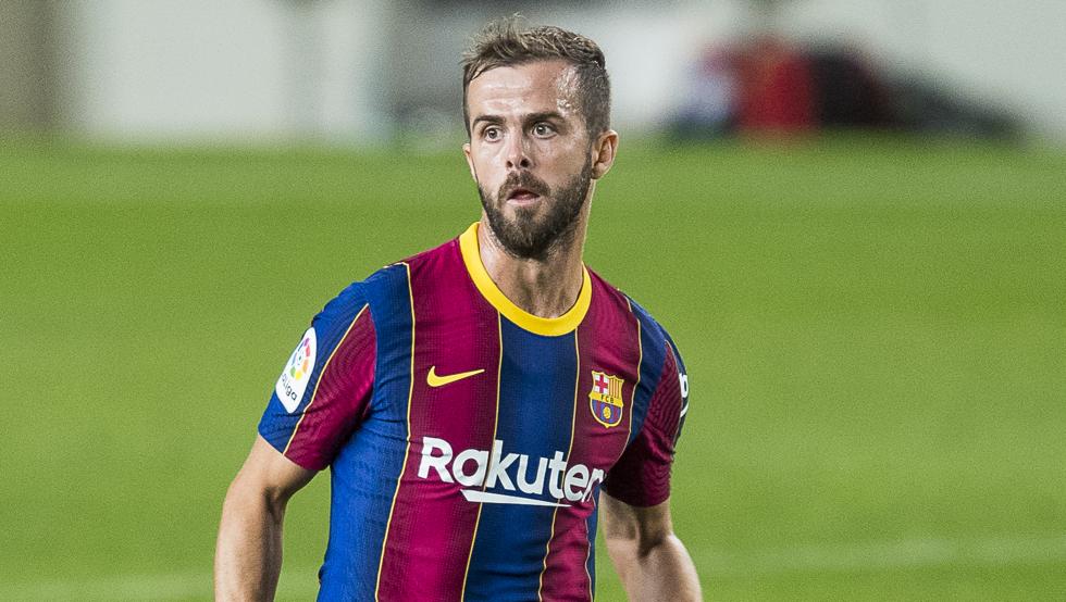 Urge la salida de Pjanic