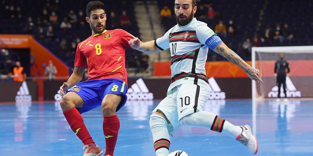 La mala suerte apea a España de las semifinales del Mundial de Futsal