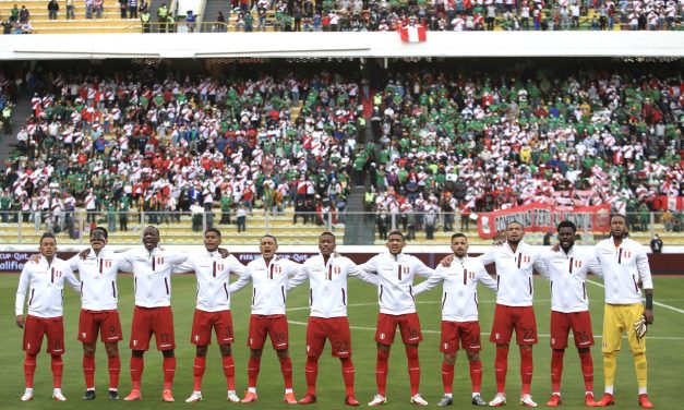 Jugadores de Perú en ‘Capilla’