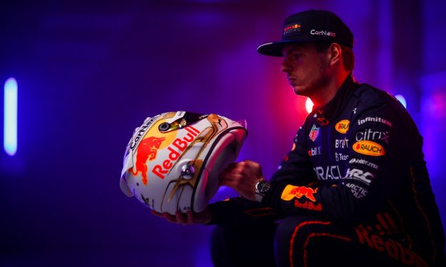 Max Verstappen renueva con Red Bull por 6 años más