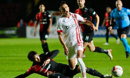 Estudiantes empató de forma agónica frente a Colón