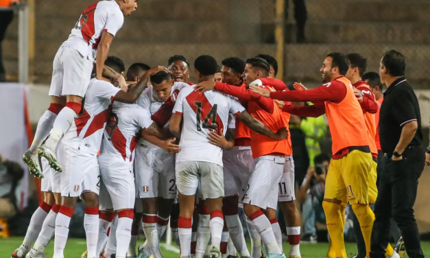 ‘Aladino’ frotó la lámpara: Christian Cueva ingresó y Perú mejoró para ganarle 1-0 a Paraguay con gol de Valera