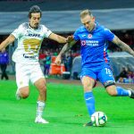 victoria de Cruz Azul sobre Pumas en el estadio Azteca