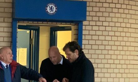 Mateu Alemany y Jordi Cruyff, vistos en Stamford Bridge