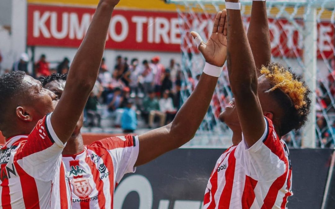 Técnico Universitario logra ganar después de siete partidos