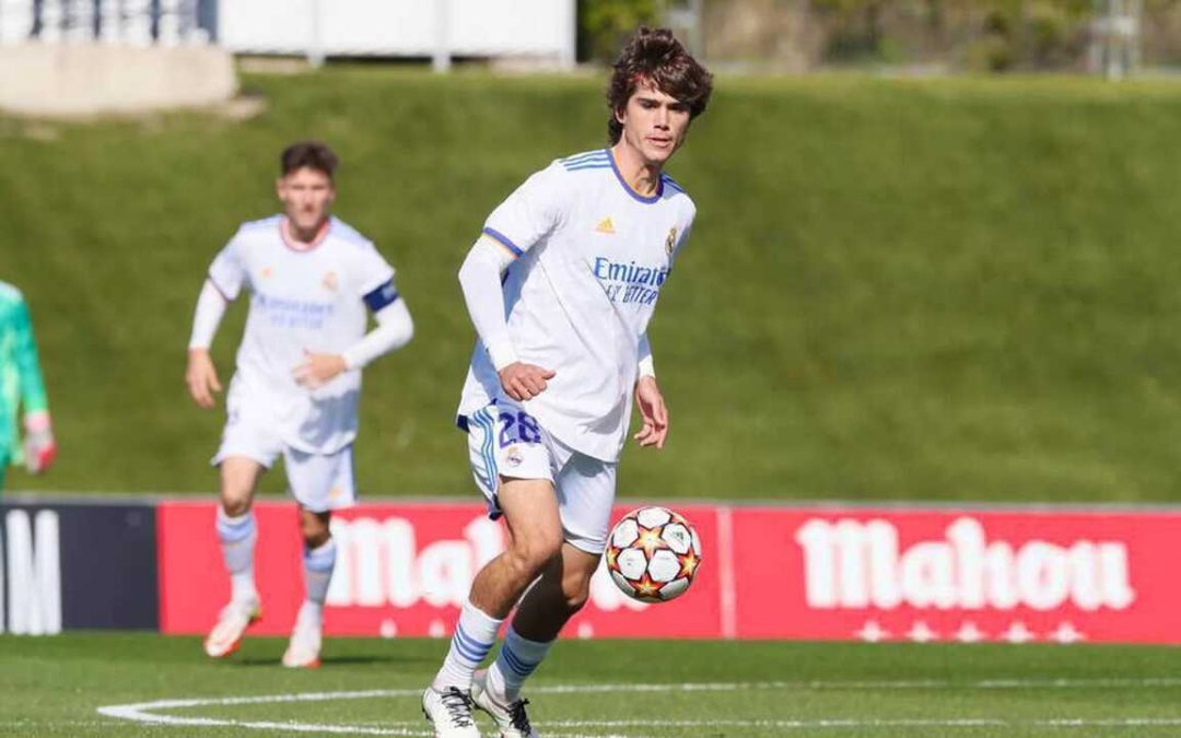 Fichaje oficial de la Roma de Julen Jon Guerrero