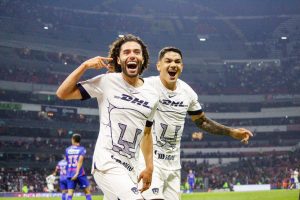 Noche redonda para Pumas en el estadio azteca