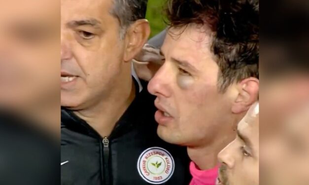 El fútbol turco se detiene por la agresión a un árbitro