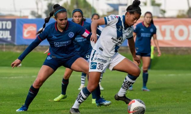 Goleada poblana ante Cruz Azul femenil con «hat trick» de Aisha Solórzano