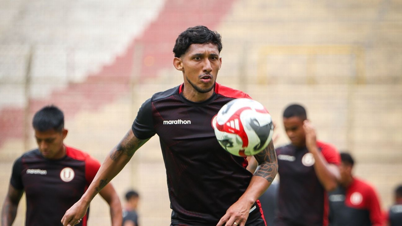 Christofer Gonzales Universitario tiene que pelear por la Libertadores