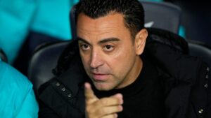 Xavi acabó el partido ante el Nápoles con un sabor agridulce