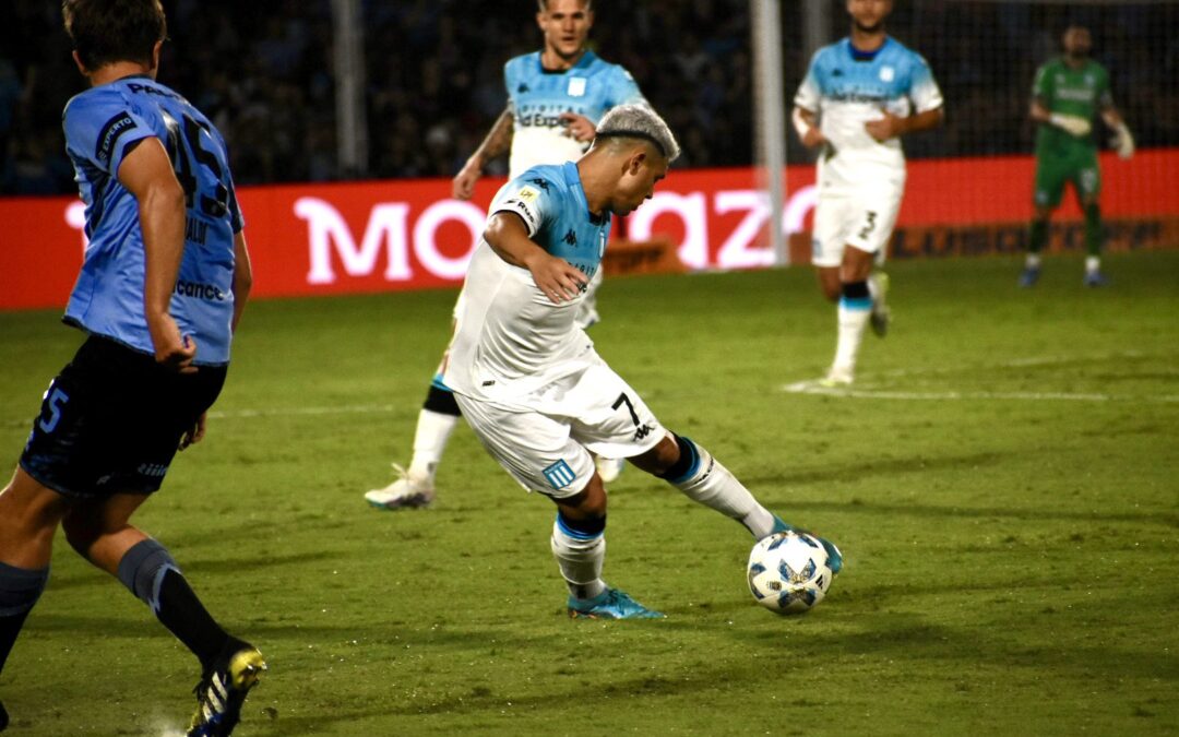 Racing golea a Belgrano pero se queda afuera de los cuartos de final de la Copa de la Liga