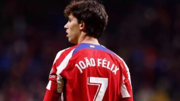 João Félix con la camiseta del Atlético de Madrid