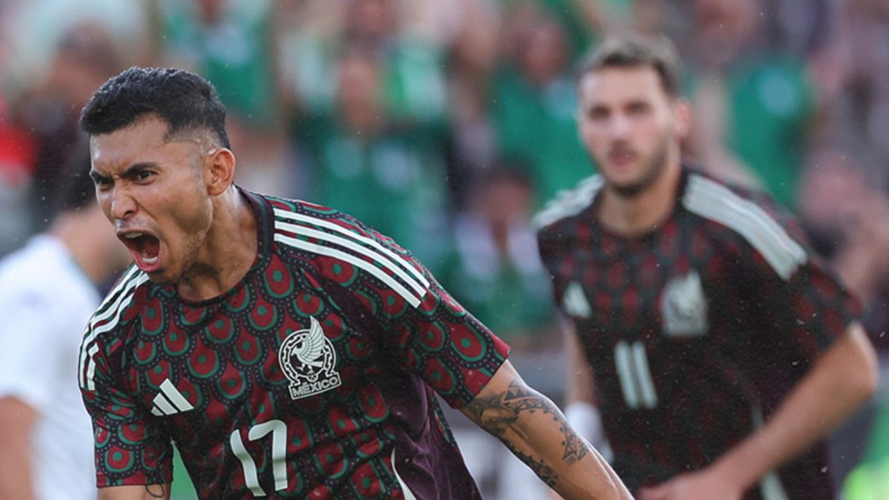 Orbelín Pineda marcó el único gol del primer tiempo