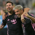 Lionel Messi celebra con el Inter Miami tras ganar el Supporters' Shield