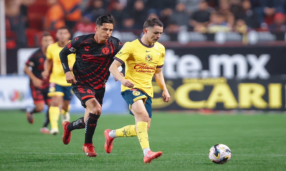 Las águilas avanzan a liguilla tras vencer en penales a Xolos