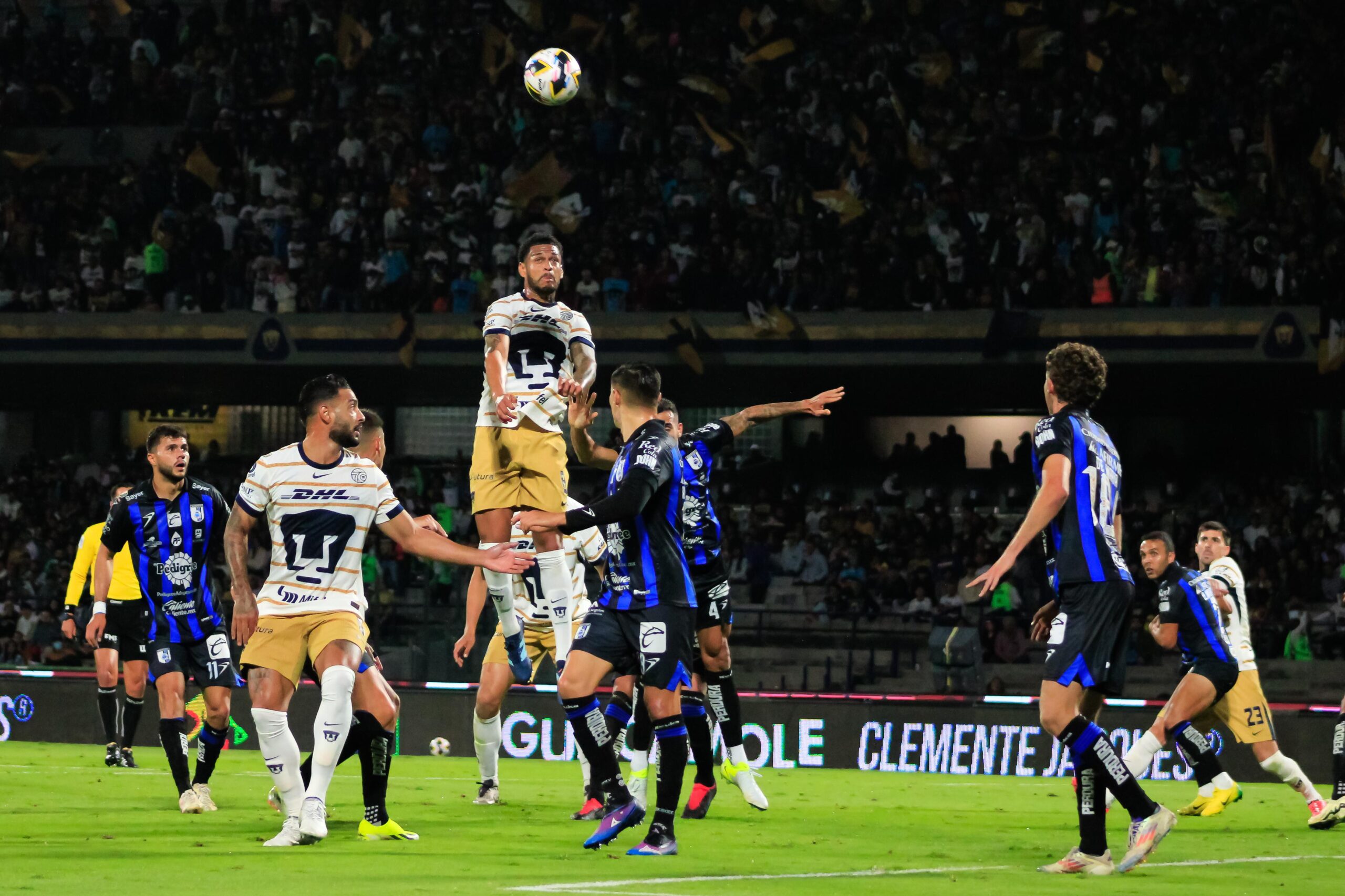 Pumas contra Querétaro