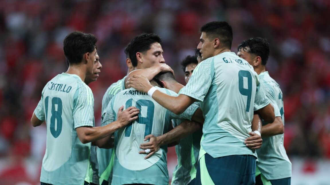 El Estadio Beira-Rio albergó el primer partido de la gira sudamericana de la Selección Mexicana