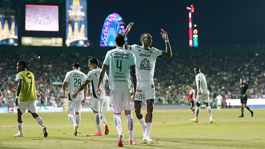 León contra Chivas