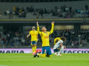 América sentenció el partido ante una falta de idea por parte del equipo universitario Creditos: ESTO