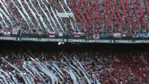 Silbidos en el monumental tras la perdida frente a Talleres