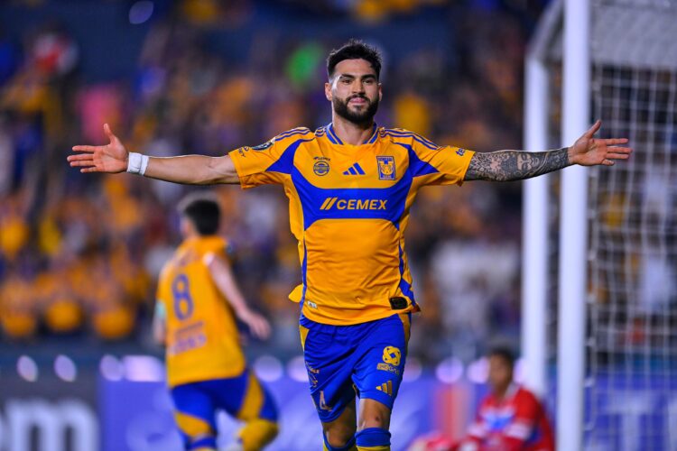 Juan José Purata hizo su segundo tanto como jugador de Tigres; primero desde 2020. (X: @TigresOficial)