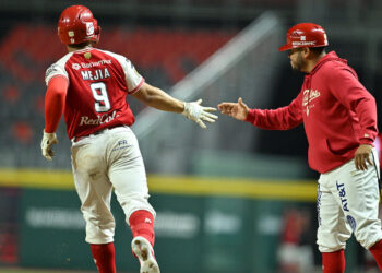 Diablos contra Piratas