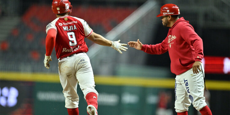 Diablos contra Piratas