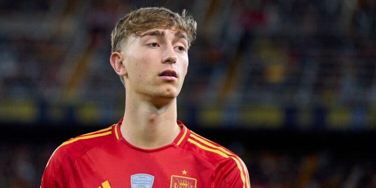 Es oficial, Dean Huijsen nuevo jugador del Real Madrid