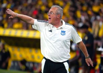 La directiva de Emelec analiza la continuidad de Célico