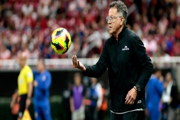 Juan Carlos Osorio puede llegar a ser técnico de Chivas