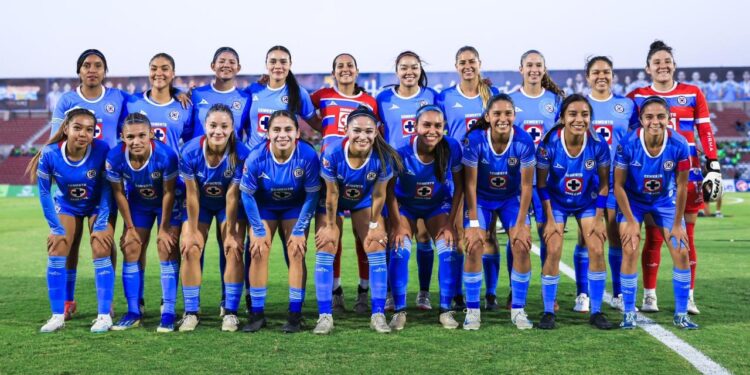 Tres jugadoras causan baja del equipo femenil de Cruz Azul de cara al CL25. (Foto: Cruz Azul Femenil)