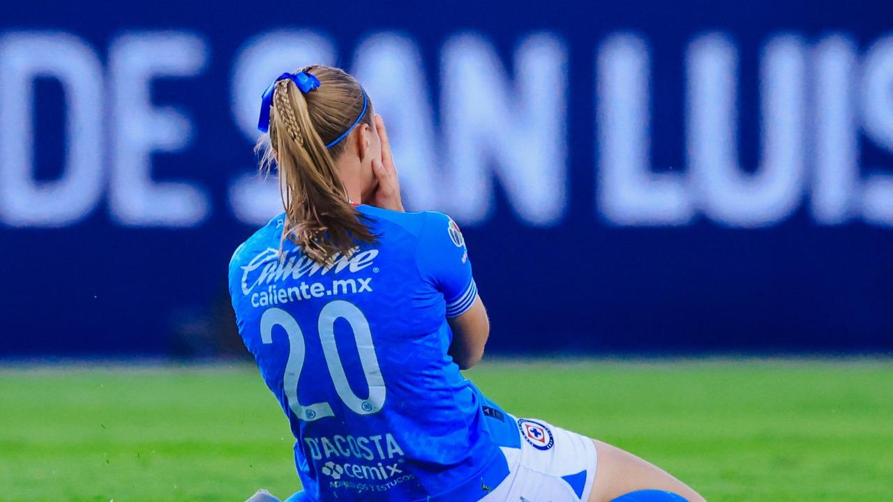 Ximena D'Acosta celebró con todo el primer gol de su carrera. (Foto: Cruz Azul Femenil)