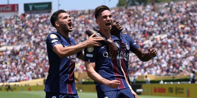 El PSG golea al Atleti en su debut en el Mundial de Clubes