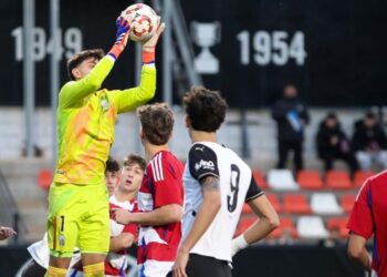 Iker García, el joven guardameta de 19 años, está dispuesto a afrontar todo lo que se viene por delante