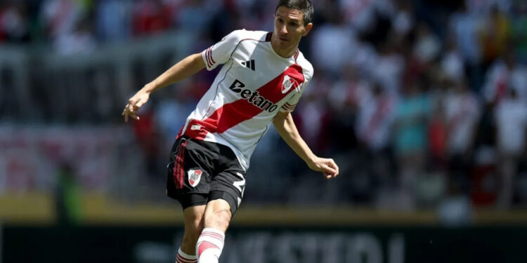 Luego del 4-0 frente a Instituto, Nacho Fernández alcanzó los 300 partidos disputados