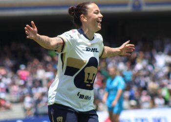 Pumas Femenil arrasa en CU: goleada histórica ante Rayadas