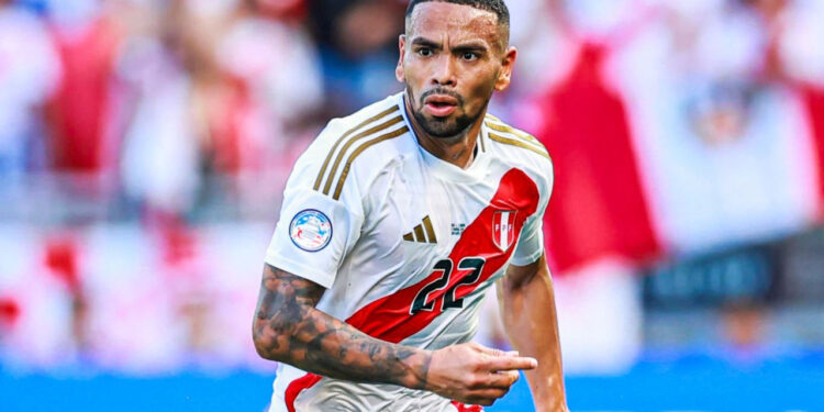 Por problemas cardiacos: Alexander Callens se retiraría del fútbol a sus 33 años