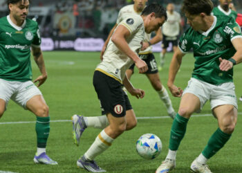 ¡SE FUE CON HONORES!: Universitario le empató 0-0 a Palmeiras en Sao Paulo