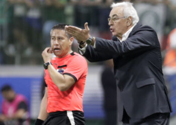 ¡A pesar del empate!: Continuidad de Jorge Fossati en la 'U' dependerá del clásico