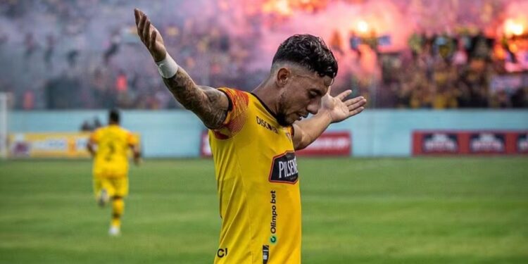 El extremo canario acelera su recuperación y podría volver después de la fecha FIFA
