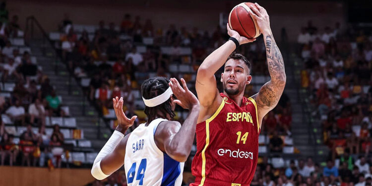 Los franceses, que no habÃan ganado a ‘La Familia’ en diez años, se imponen en Badalona en uno de los duelos de preparación para el Eurobasket