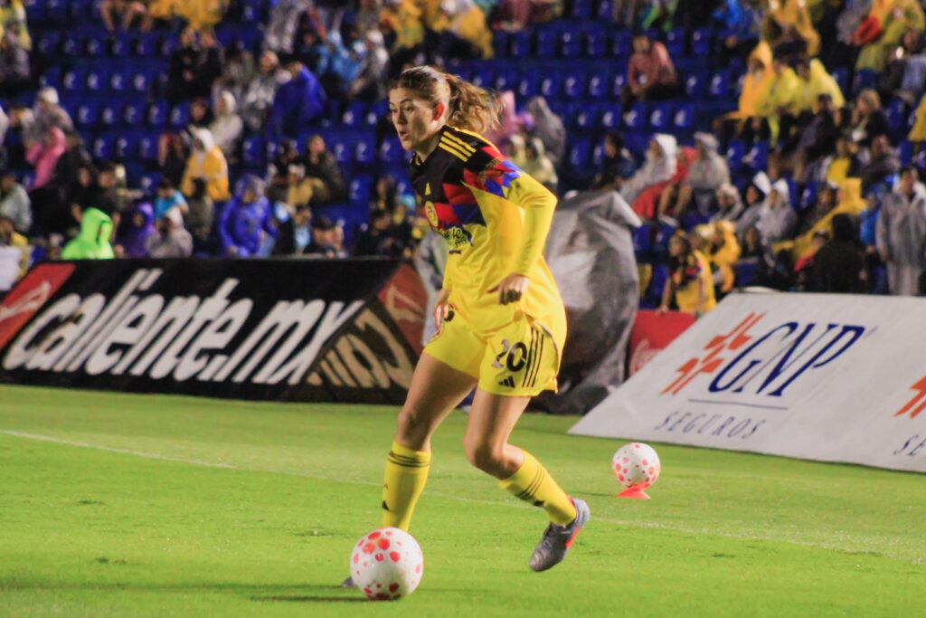 Las Águilas celebran el triunfo y su paso perfecto tras seis partidos en el Apertura 2025.