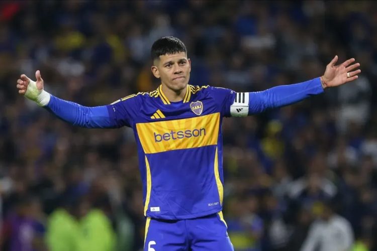 Marcos Rojo con la camiseta de Boca Juniors.