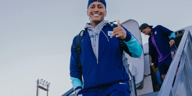 Con las maletas llenas de ilusión: Alianza Lima llegó a Coquimbo para enfrentar a 'U' de Chile