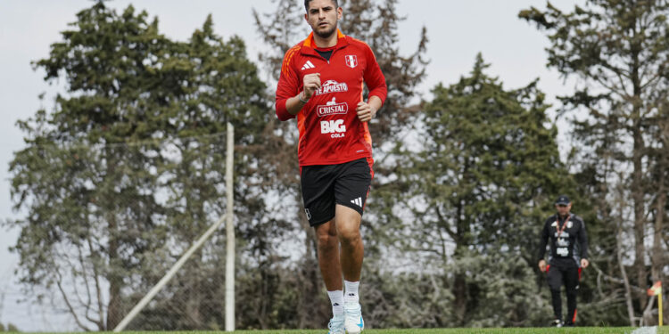 Carlos Zambrano: "Los últimos duelos los hemos estado jugando dignamente"