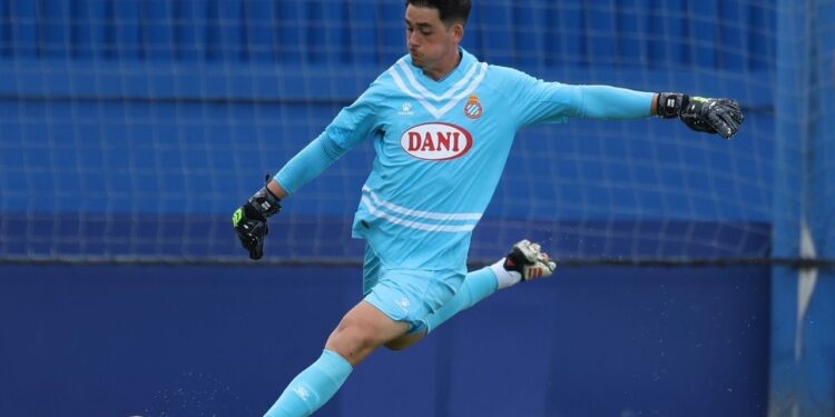 Alex Ruiz, un portero en potencia para el filial del RCD Espanyol