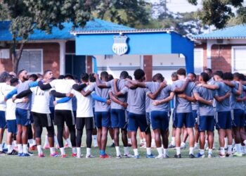 l plantel eléctrico vuelve a manifestar su malestar por deudas pendientes