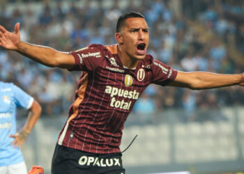 El torneo le queda chico: Universitario ganó 0-1 a Sporting Cristal y roza el tricampeonato