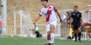 Diego Robles, el lateral de futuro del Rayo